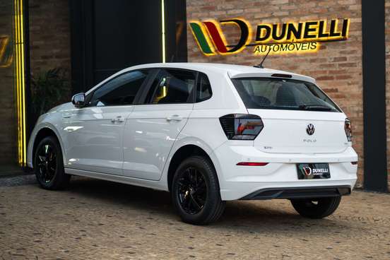 VOLKSWAGEN-POLO-2024