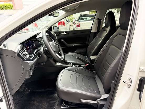 VOLKSWAGEN-POLO-1.0 170 TSI HIGHLINE AUTOMÁTICO VOLKSWAGEN-POLO-2023