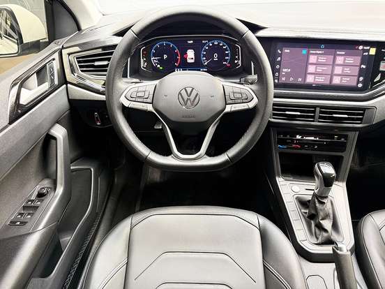 VOLKSWAGEN-POLO-1.0 170 TSI HIGHLINE AUTOMÁTICO VOLKSWAGEN-POLO-2023