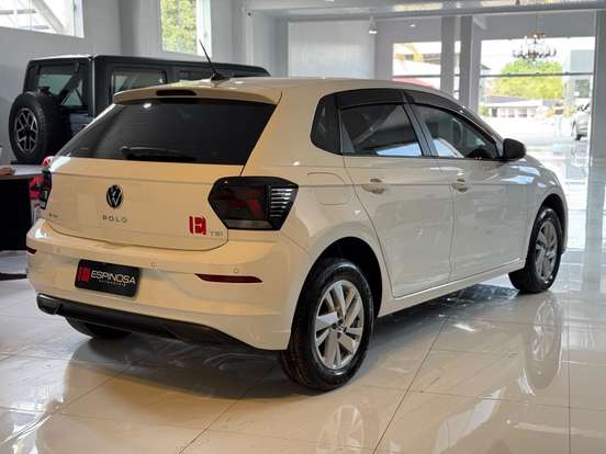 VOLKSWAGEN-POLO-2025