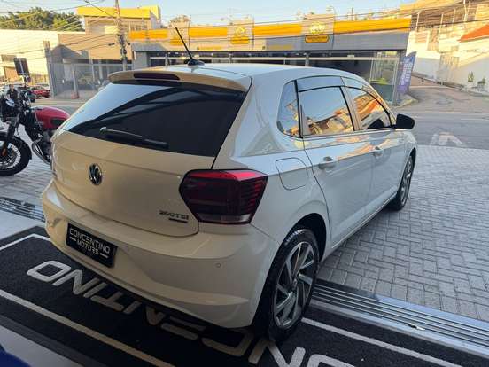 VOLKSWAGEN-POLO-1.0 200 TSI HIGHLINE AUTOMÁTICO VOLKSWAGEN-POLO-2018