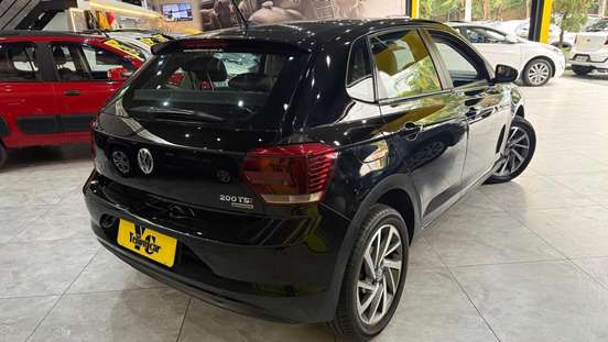 VOLKSWAGEN-POLO-2019