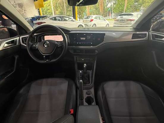 VOLKSWAGEN-POLO-1.0 200 TSI HIGHLINE AUTOMÁTICO VOLKSWAGEN-POLO-2019