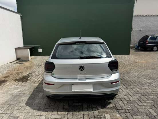 VOLKSWAGEN-POLO-2024