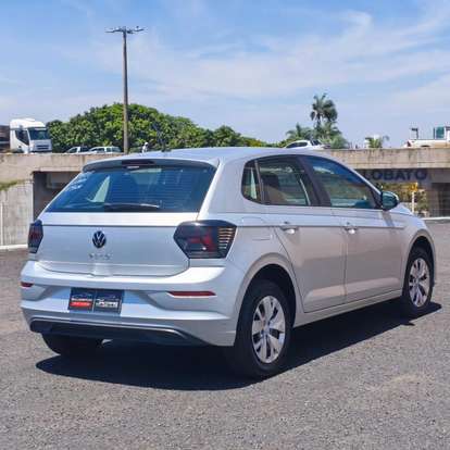 VOLKSWAGEN-POLO-2024