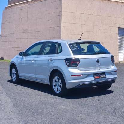 VOLKSWAGEN-POLO-2024