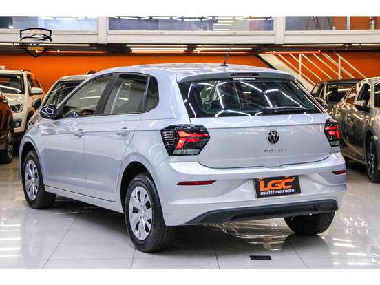 VOLKSWAGEN-POLO-2024