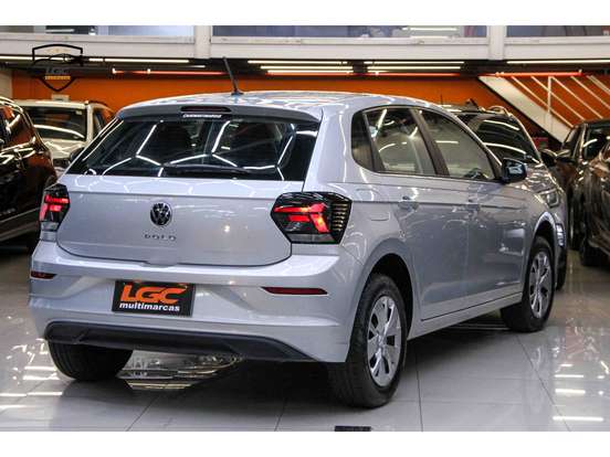 VOLKSWAGEN-POLO-2024