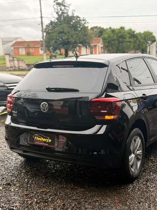 VOLKSWAGEN-POLO-2021