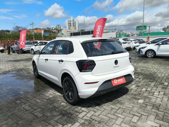 VOLKSWAGEN-POLO-2023