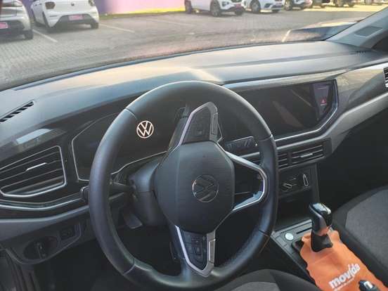 VOLKSWAGEN-POLO-2024