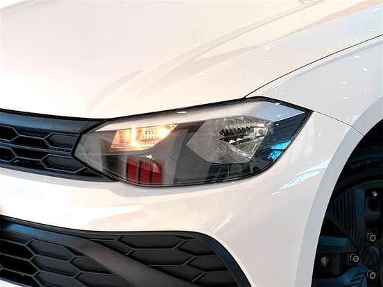 VOLKSWAGEN-POLO-2025