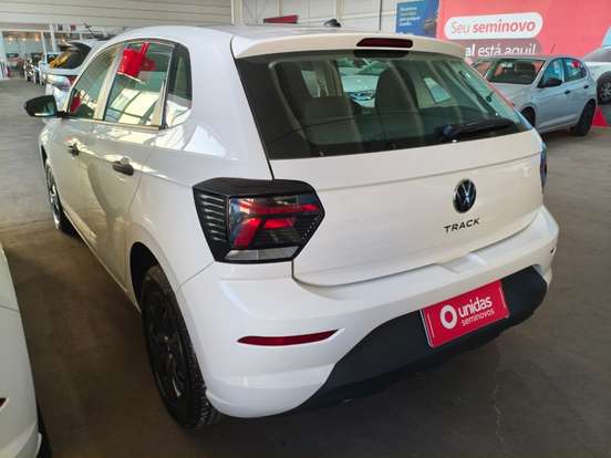 VOLKSWAGEN-POLO-2023