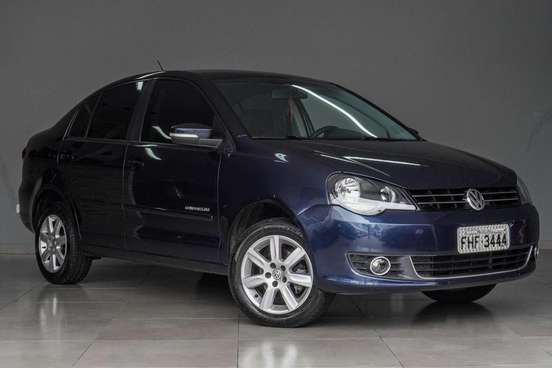 VOLKSWAGEN-POLO SEDAN-2012