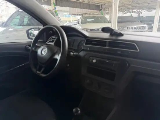 VOLKSWAGEN-SAVEIRO-2021
