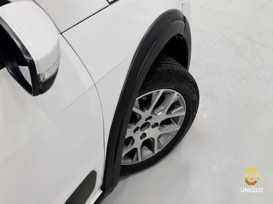 VOLKSWAGEN-SAVEIRO-2012