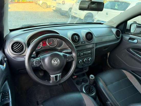 VOLKSWAGEN-SAVEIRO-2012