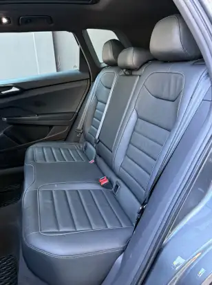 VOLKSWAGEN-TAOS-2023