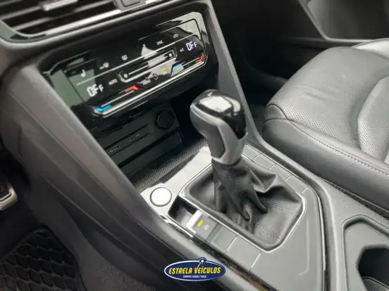VOLKSWAGEN-TAOS-1.4 250 TSI TOTAL FLEX HIGHLINE AUTOMÁTICO VOLKSWAGEN-TAOS-2025