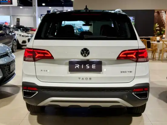 VOLKSWAGEN-TAOS-1.4 250 TSI TOTAL FLEX HIGHLINE AUTOMÁTICO VOLKSWAGEN-TAOS-2023