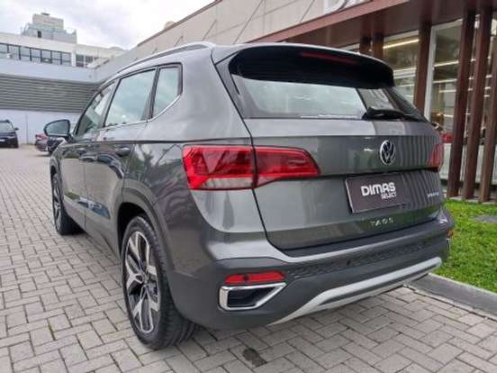 VOLKSWAGEN-TAOS-1.4 250 TSI TOTAL FLEX HIGHLINE AUTOMÁTICO VOLKSWAGEN-TAOS-2024