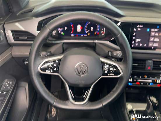 VOLKSWAGEN-TAOS-2024