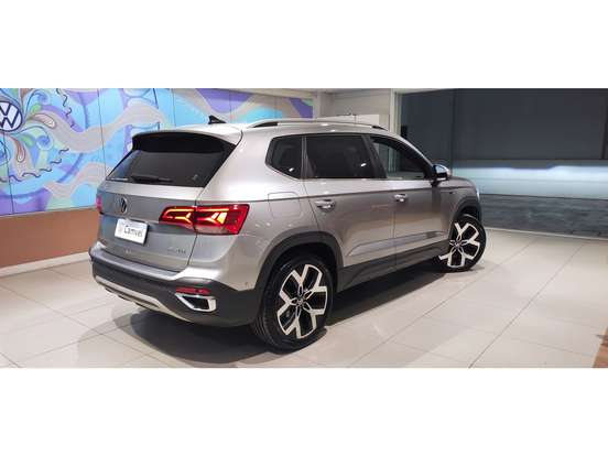 VOLKSWAGEN-TAOS-1.4 250 TSI TOTAL FLEX HIGHLINE AUTOMÁTICO VOLKSWAGEN-TAOS-2024