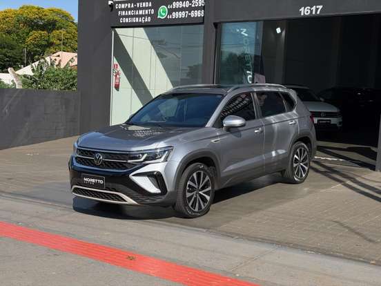 VOLKSWAGEN-TAOS-2021