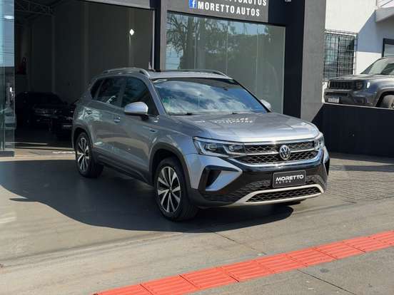 VOLKSWAGEN-TAOS-2021