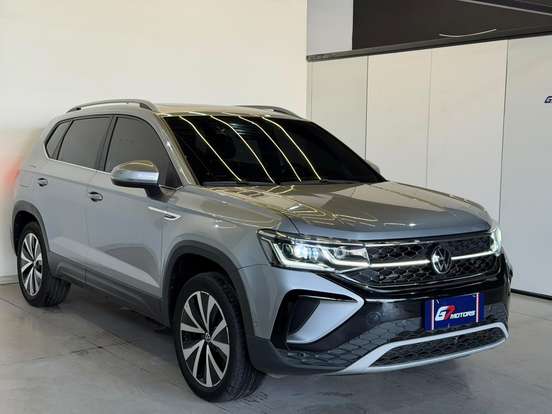 VOLKSWAGEN-TAOS-2023