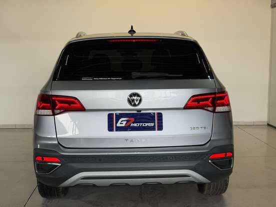 VOLKSWAGEN-TAOS-2023
