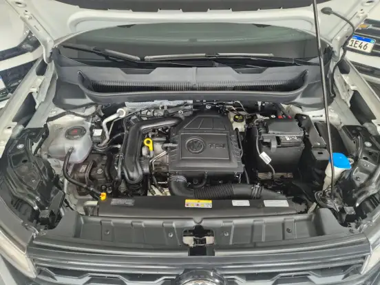 VOLKSWAGEN-T-CROSS-2024