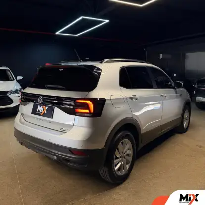 VOLKSWAGEN-T-CROSS-1.0 200 TSI TOTAL FLEX AUTOMÁTICO VOLKSWAGEN-T-CROSS-2019