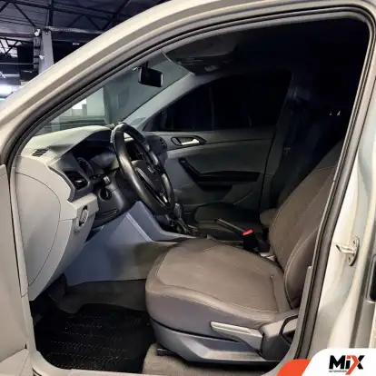 VOLKSWAGEN-T-CROSS-2019