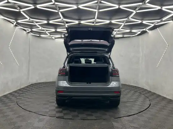 VOLKSWAGEN-T-CROSS-2024