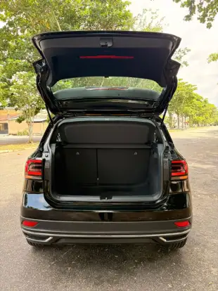 VOLKSWAGEN-T-CROSS-2024