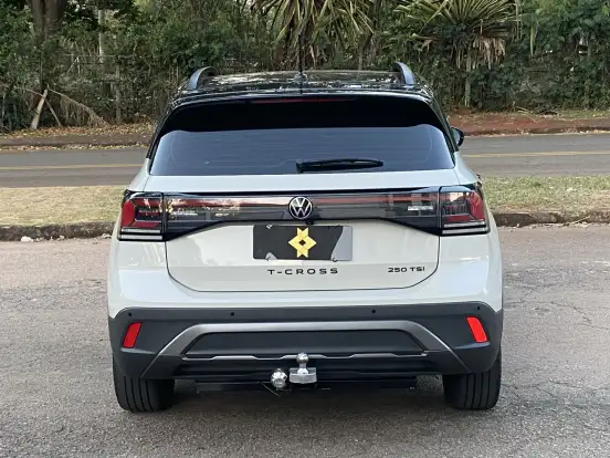 VOLKSWAGEN-T-CROSS-2025