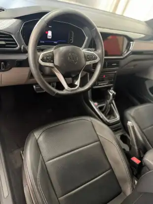 VOLKSWAGEN-T-CROSS-2022
