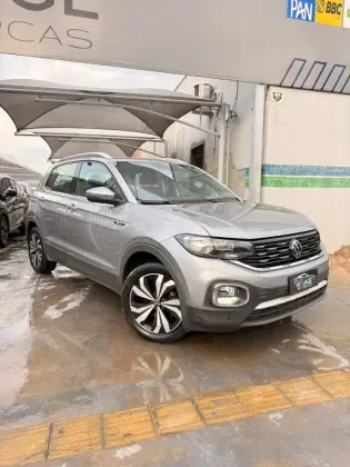 VOLKSWAGEN T-CROSS 1.4 250 TSI TOTAL FLEX HIGHLINE AUTOMÁTICO