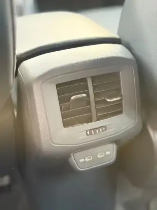 VOLKSWAGEN-T-CROSS-2024