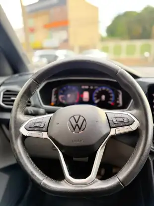 VOLKSWAGEN-T-CROSS-2024