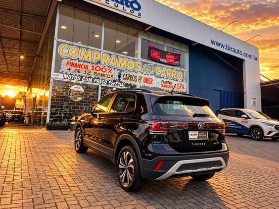 VOLKSWAGEN-T-CROSS-1.0 200 TSI TOTAL FLEX AUTOMÁTICO VOLKSWAGEN-T-CROSS-2024