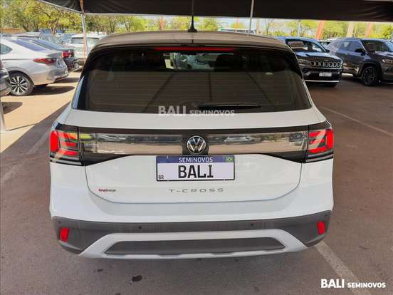 VOLKSWAGEN-T-CROSS-1.0 200 TSI TOTAL FLEX AUTOMÁTICO VOLKSWAGEN-T-CROSS-2025