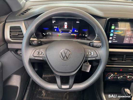 VOLKSWAGEN-T-CROSS-2025