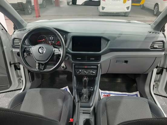 VOLKSWAGEN-T-CROSS-1.0 200 TSI TOTAL FLEX AUTOMÁTICO VOLKSWAGEN-T-CROSS-2020
