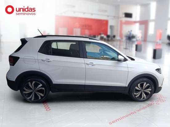VOLKSWAGEN-T-CROSS-2025