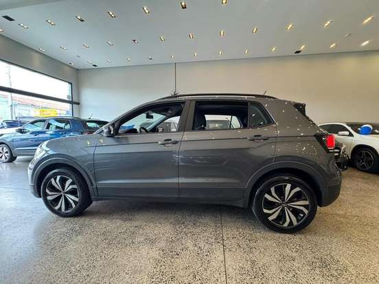 VOLKSWAGEN-T-CROSS-1.0 200 TSI TOTAL FLEX AUTOMÁTICO VOLKSWAGEN-T-CROSS-2024