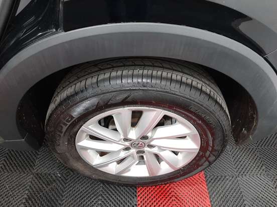 VOLKSWAGEN-T-CROSS-1.0 200 TSI TOTAL FLEX AUTOMÁTICO VOLKSWAGEN-T-CROSS-2019