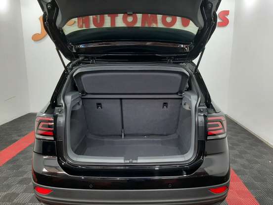 VOLKSWAGEN-T-CROSS-1.0 200 TSI TOTAL FLEX AUTOMÁTICO VOLKSWAGEN-T-CROSS-2019