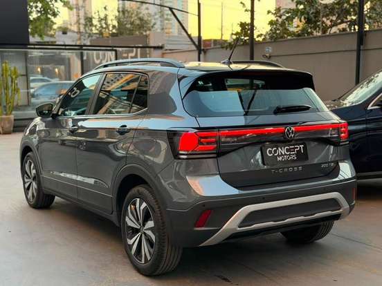 VOLKSWAGEN-T-CROSS-2025